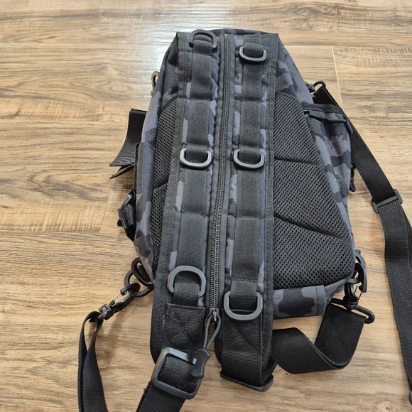 Backpack Camo Pattern - Picture 9 of 12